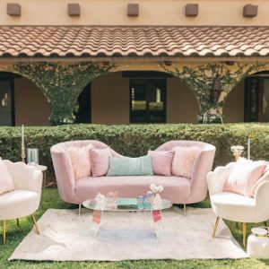 Lavender Lounge